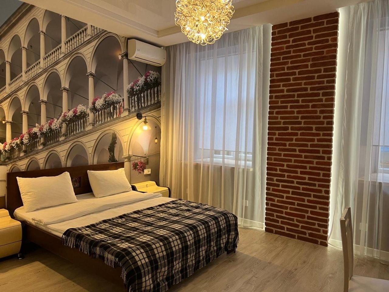 Apartments Vip Avalon Lviv Buitenkant foto